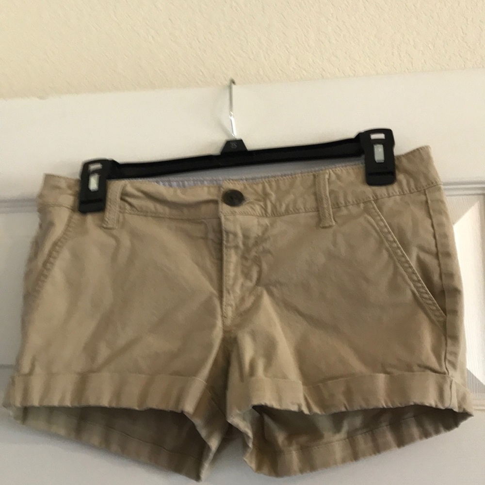 Juniors khaki shorts